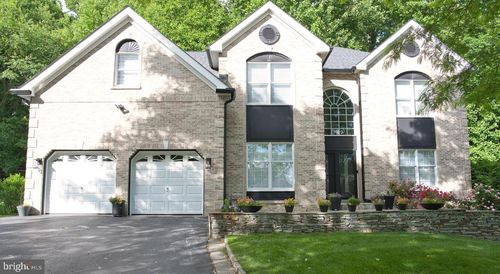 106 Bassatt Dr, DOWNINGTOWN, PA, 19335-4145 | Card Image