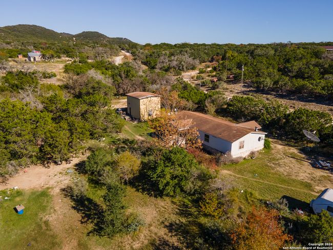 989 Oil Wl, Home with 3 bedrooms, 2 bathrooms and null parking in Pipe Creek TX | Image 70