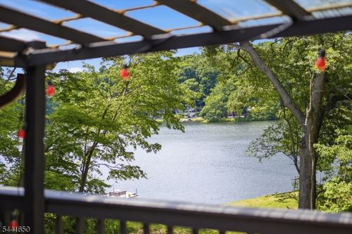 228 Waconia Rd, Highland Lakes, NJ, 07422-1700 | Card Image