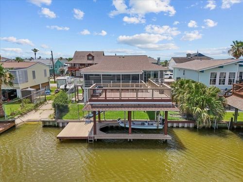 218 Barracuda St, Hitchcock, TX, 77563-2562 | Card Image