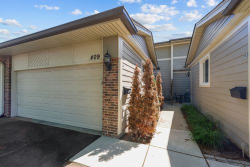 409 Mallard Dr, Deerfield, IL, 60015-3627 | Card Image