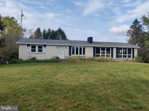339 Hickory Hollow Ln, MC CONNELLSBURG, PA, 17233-8526 | Card Image