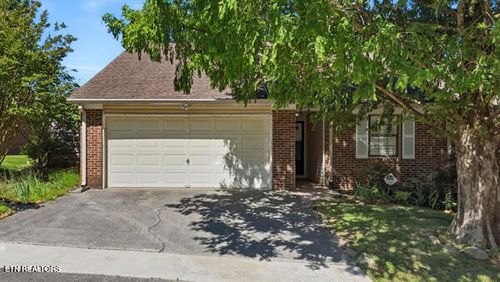 438 Amanda Circle, Knoxville, TN, 37922 | Card Image