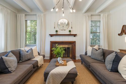 a-2018A Sweetbriar Ave, Nashville, TN, 37212 | Card Image