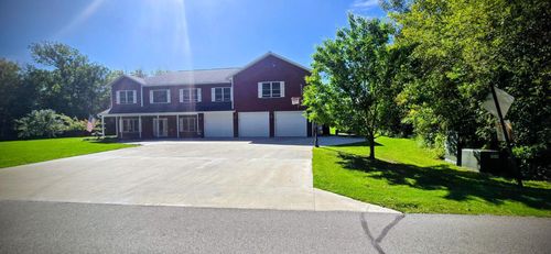 200 Oak Rd, Warroad, MN, 56763-3003 | Card Image