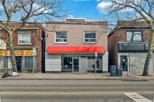70 Ottawa St N, Hamilton, ON, L8H3Z1 | Card Image