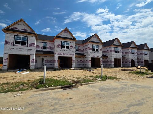e-2001 Newbury Way, Greenville, NC, 27834-2099 | Card Image