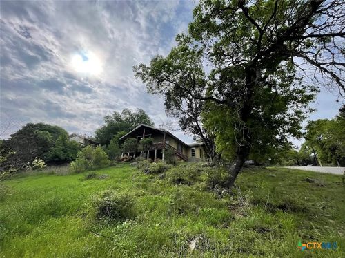 1800 Charter Oak Dr, Canyon Lake, TX, 78133-5753 | Card Image