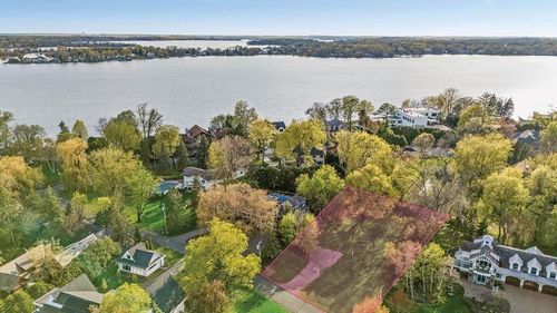 2308 Huntington Point Rd E, Wayzata, MN, 55391-9739 | Card Image