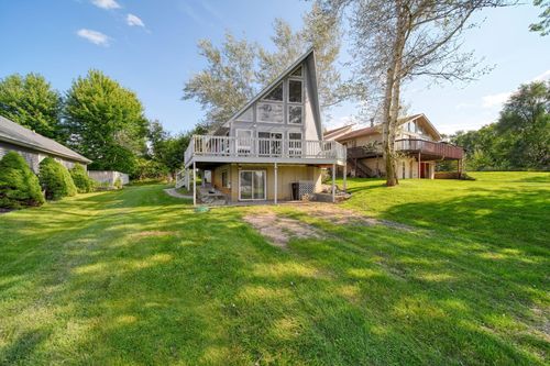 169 Riviera Dr, Brooklyn, MI, 49230-9795 | Card Image