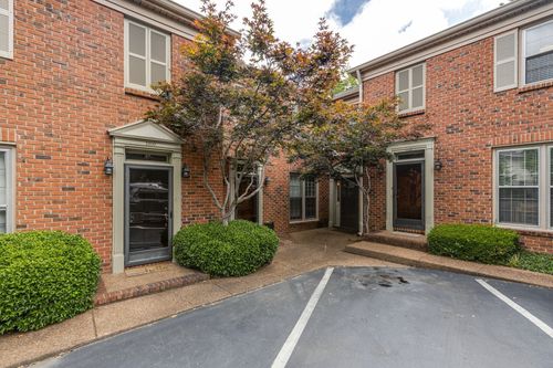 2304 18th Ave S, Nashville, TN, 37212-5028 | Card Image