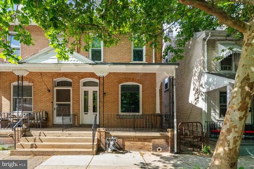 239 Beech St, POTTSTOWN, PA, 19464-5556 | Card Image