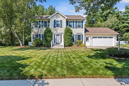 33 Stacy St, Milton, VT, 05468-4162 | Card Image