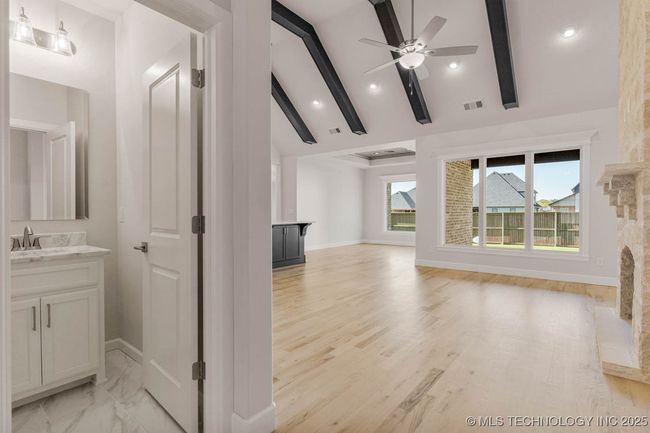 12662 S Irvington Ave, House other with 3 bedrooms, 3 bathrooms and null parking in Bixby OK | Image 10