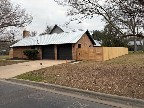 503 Elm St, Bastrop, TX, 78602-2517 | Card Image