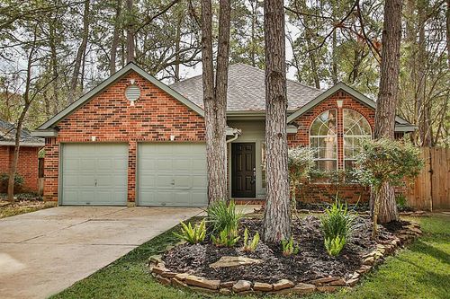 155 Avonlea Ct, The Woodlands, TX, 77382-1059 | Card Image