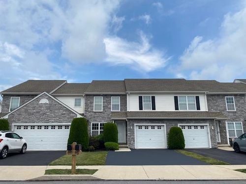 841 N Fork Dr, EASTON, PA, 18040-7472 | Card Image
