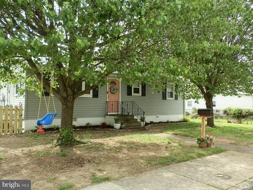 39 Harding Ave, PENNSVILLE, NJ, 08070-1613 | Card Image