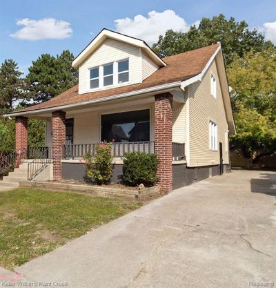 3652 Buckingham Avenue, Home with 4 bedrooms, 2 bathrooms and null parking in Detroit MI | Image 2