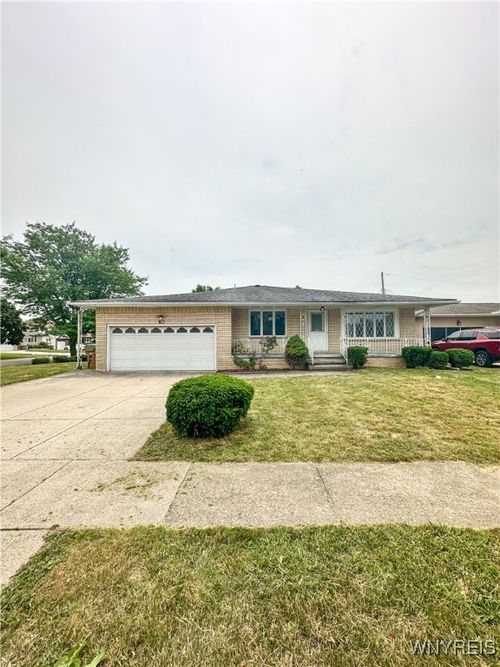 138 Vern Ln, Cheektowaga, NY, 14227-1348 | Card Image