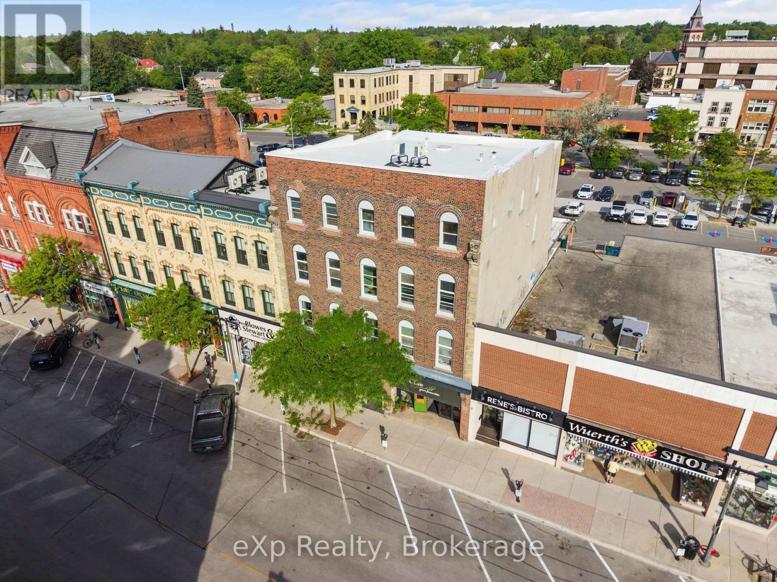 Residential Lease in Stratford