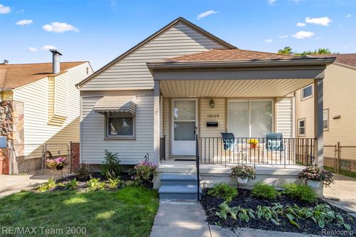 18028 Ruth St, Melvindale, MI, 48122-1564 | Card Image