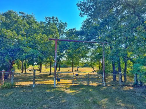 5403 Dry Creek Ln, Calvert, TX, 77837 | Card Image