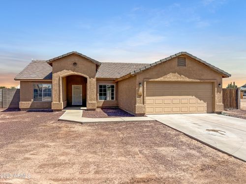 9792 W Camelia Dr, Arizona City, AZ, 85123-8819 | Card Image