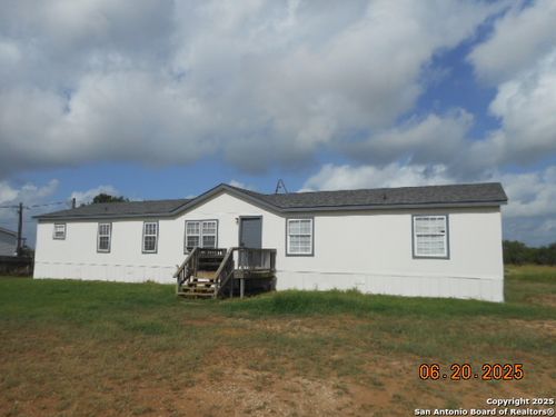 165 Crestfield Dr, Pleasanton, TX, 78064-4474 | Card Image