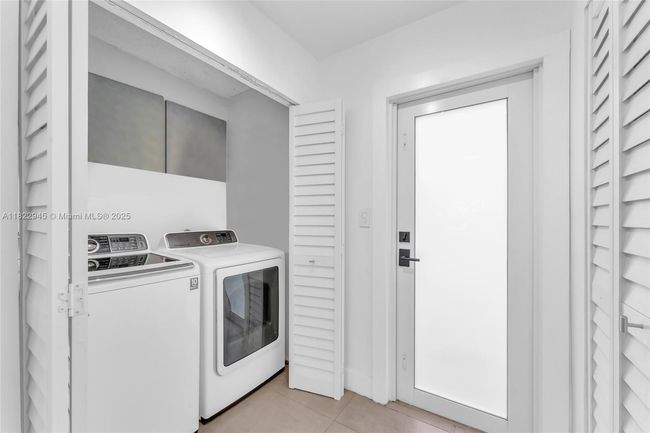 6728 Sw 140 Th Ct, Townhouse with 3 bedrooms, 3 bathrooms and null parking in Miami FL | Image 22