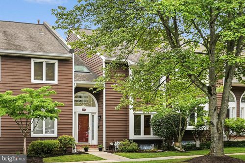 301 Fox Run, EXTON, PA, 19341-2120 | Card Image