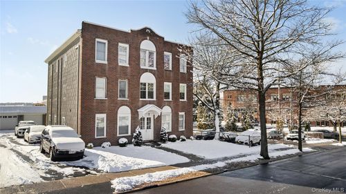 2r-5 Madison St, West Harrison, NY, 10604-2642 | Card Image