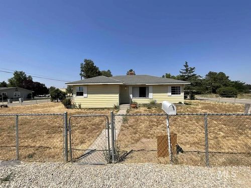 1717 N Regal Dr, Boise, ID, 83704-7147 | Card Image