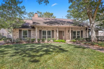 This Property offers a cozy front porch and great curb appeal on a cul-de-sac street. | Image 3