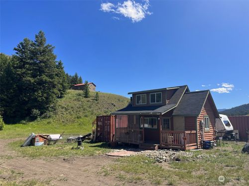 2 Mountain View Dr N, Oroville, WA, 98844 | Card Image