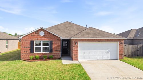 8501 E 162nd Street S, Bixby, OK, 74008 | Card Image