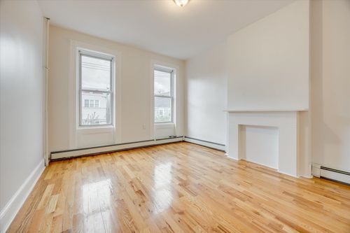 2l-147 New York Ave, Jersey City, NJ, 07307-1759 | Card Image