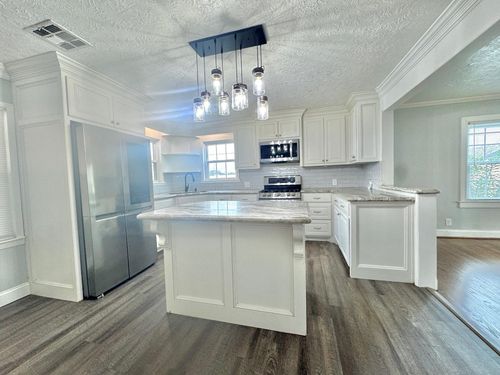 double-corner-lot-702 Marion St, Port Neches, TX, 77651 | Card Image