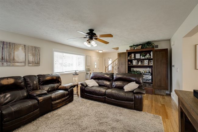 307 Blue Jay Dr, House other with 4 bedrooms, 4 bathrooms and 2 parking in Le Roy IL | Image 8
