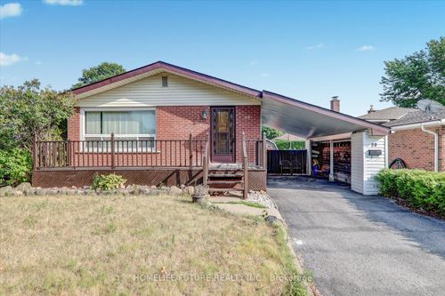 39 Cayuga Ave, Oshawa, ON, L1G3X5 | Card Image
