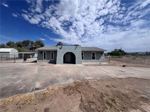 2053 E Regents Rd, Mohave Valley, AZ, 86440-9452 | Card Image