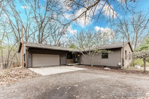 540 Auburn Trl Se, Ada, MI, 49301-8927 | Card Image