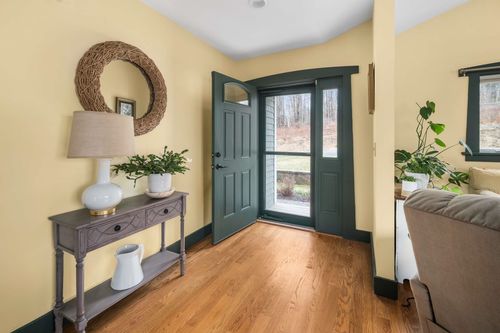 23-64 Village Dr, Eliot, ME, 03903-7200 | Card Image