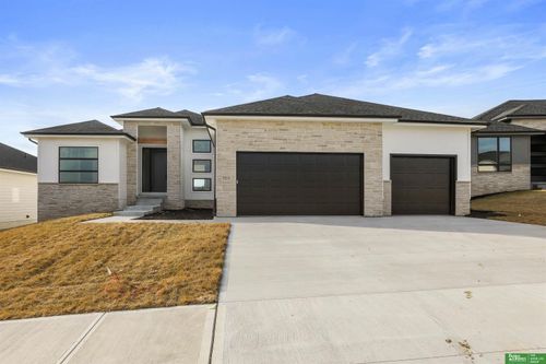 5614 N 198th St, Elkhorn, NE, 68022-5074 | Card Image