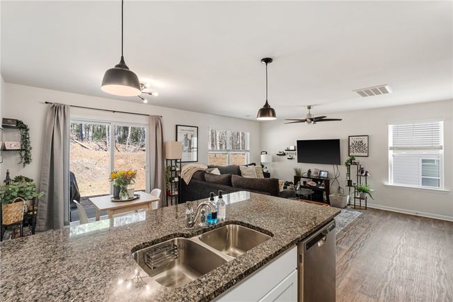 511 Oakmont Valley Trl, Townhouse with 3 bedrooms, 3 bathrooms and null parking in Seneca SC | Image 19