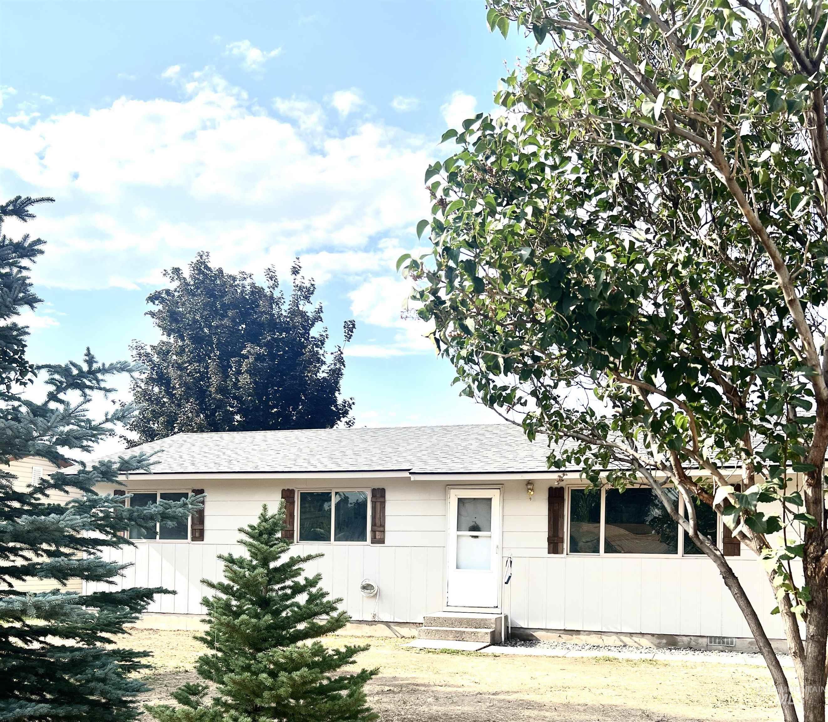 5th Ave, Wendell, ID 83355