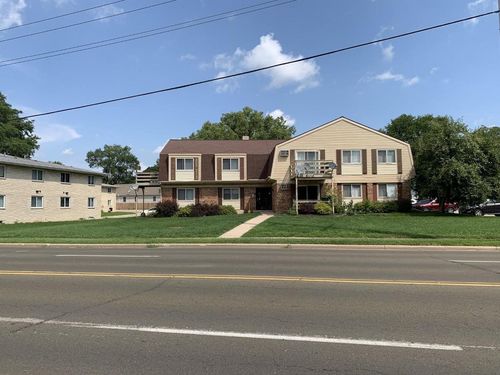 7418 Century Ave, Middleton, WI, 53562-1548 | Card Image