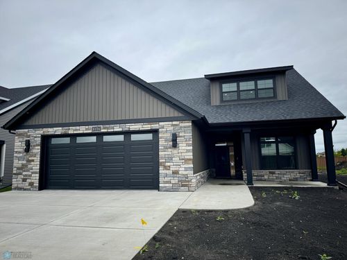 5124 Mira Way W, West Fargo, ND, 58078 | Card Image