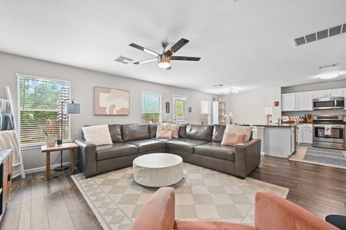 1414 Strickland Dr, Austin, TX, 78748-6579 | Card Image