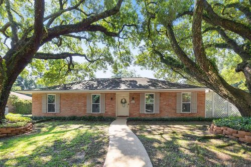 348 Chippenham Dr, Baton Rouge, LA, 70808-5605 | Card Image
